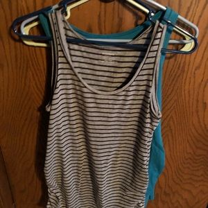 Motherhood Maternity tank lot of 4